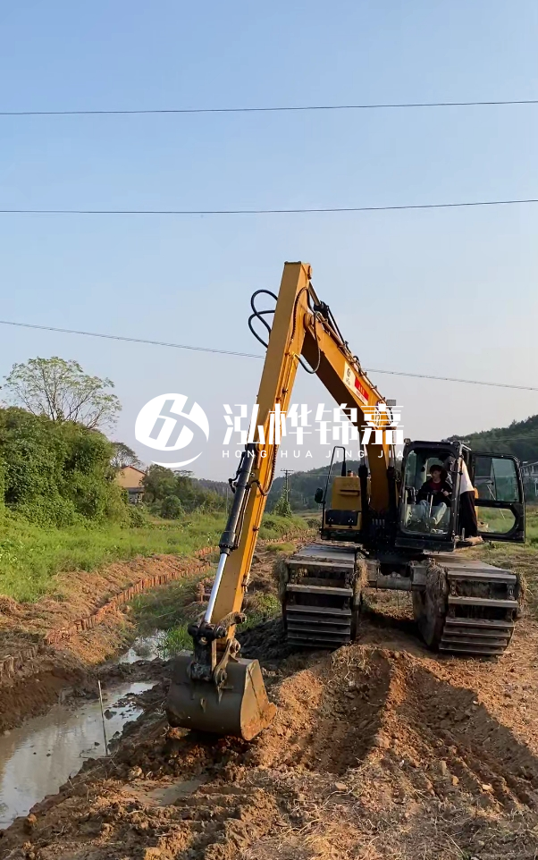 棗莊河道清淤專業(yè)施工-水挖機(jī)清淤能清理多深的淤泥？